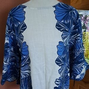 NWT Ann Taylor Factory Blue Floral Open Front Kimono